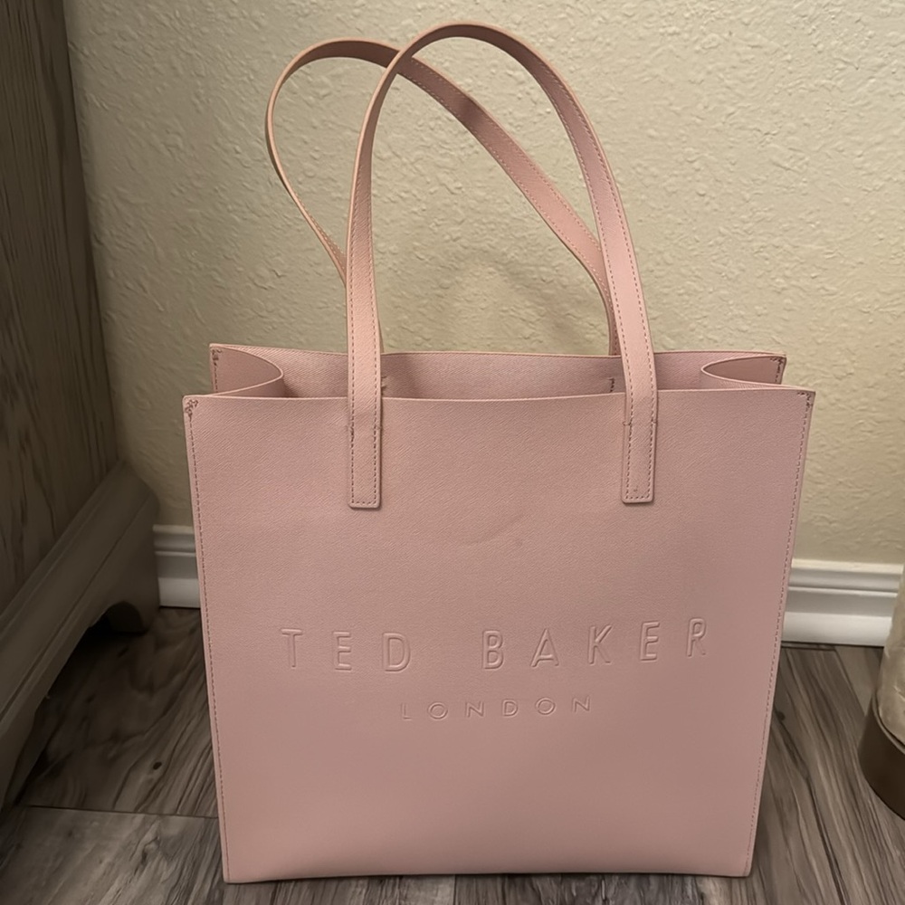 Purse - Picture 2 of 3